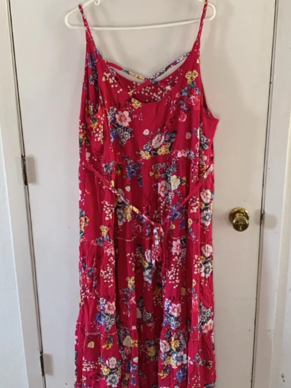 Torrid Size 4 raspberry pink floral print tiered maxi dress with braided straps - Picture 4 of 4